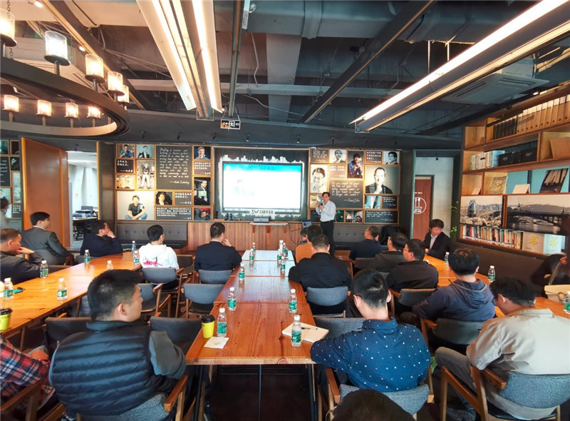 工業互聯網聚焦點：數字化  網絡化  智能化